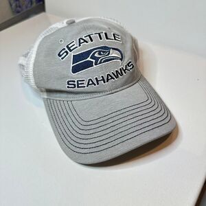 Seattle Seahawks Fanatics grey and‎ white snapback